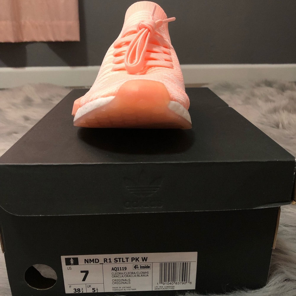 Adidas size 7 shoes!